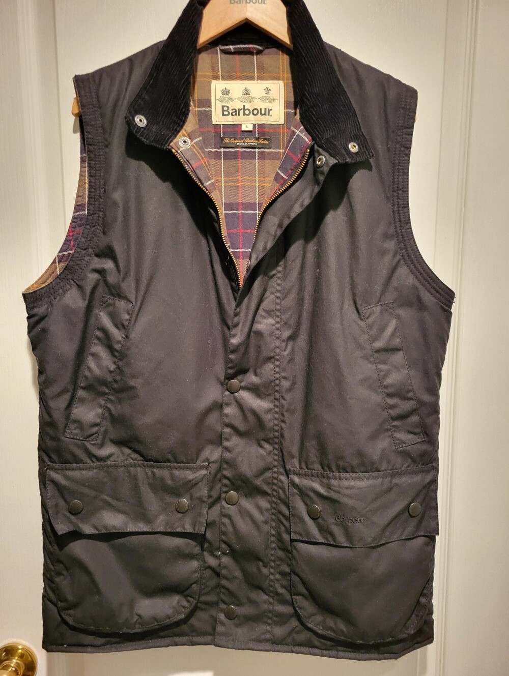 Barbour Westmoreland Waxed Waistcoat/Gilet/Vest- Black